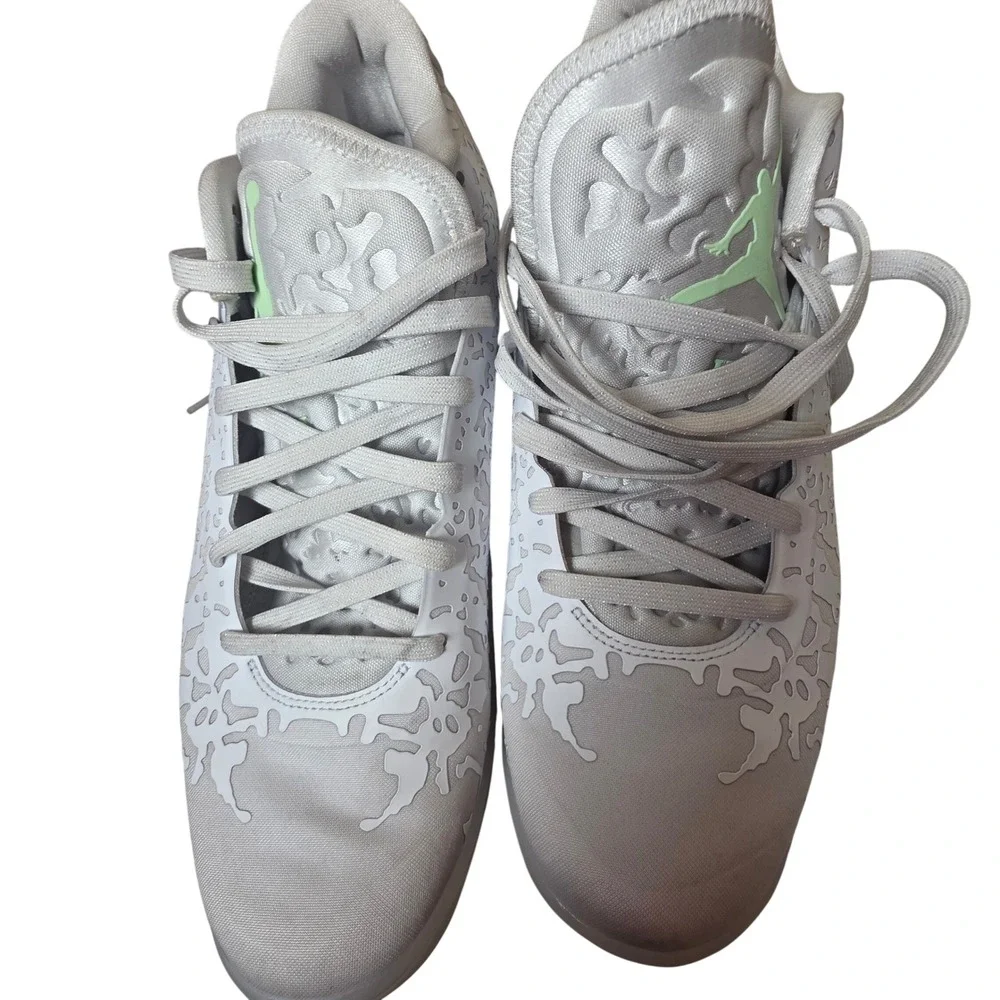 Jordan Zion 3‎ Off White/Vapor Green Mens Size 13 Basketball Shoes DR0675-103